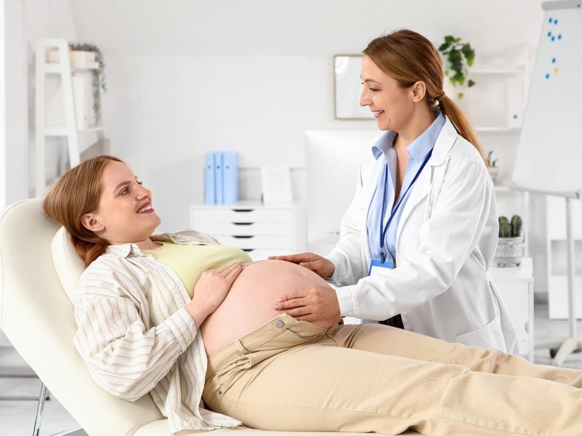 Nutrizione e Dietologia Iniziare un percorso nutrizionale senza conoscere la propria composizione corporea è come viaggiare senza bussola. Al Poliambulatorio BluMedica di Sandrigo, la bioimpedenziometria (BIA) è il pilastro su cui costruiamo programmi dietetici efficaci. Questo esame permette di distinguere tra la perdita di grasso e la perdita di liquidi o massa muscolare, garantendo che il dimagrimento sia sano e sostenibile. Grazie alla valutazione accurata di massa grassa e idratazione, i nostri nutrizionisti possono personalizzare ogni consiglio alimentare. BluMedica accoglie pazienti da Malo, Montecchio, Thiene e Dueville, offrendo un ambiente professionale e confortevole. Non limitarti a contare le calorie: scopri come risponde il tuo metabolismo. Con la BIA, ogni paziente riceve un supporto completo e basato su dati oggettivi, trasformando la dieta in un vero percorso di salute e consapevolezza corporea sotto la guida di esperti del settore.